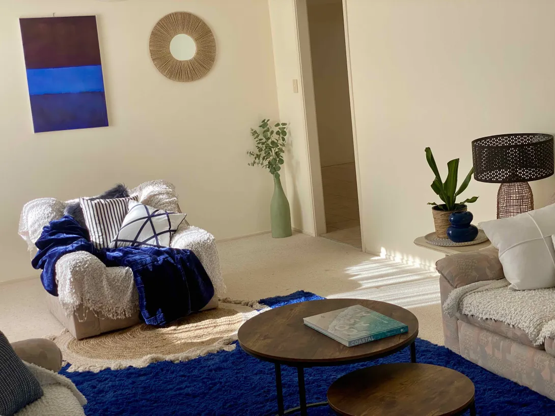 lounge blue